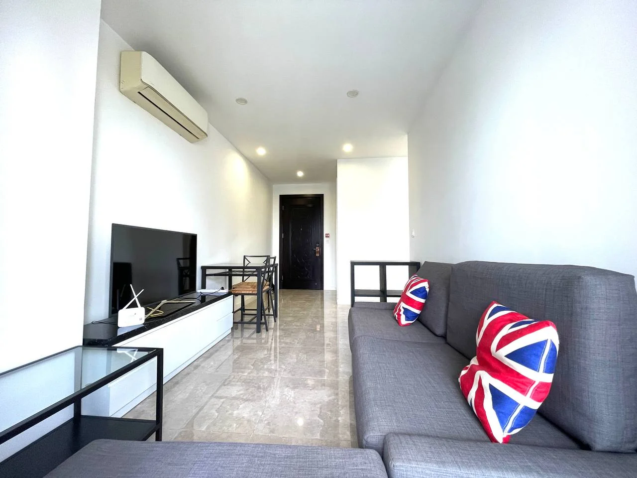 Casa By Meridian A12-07