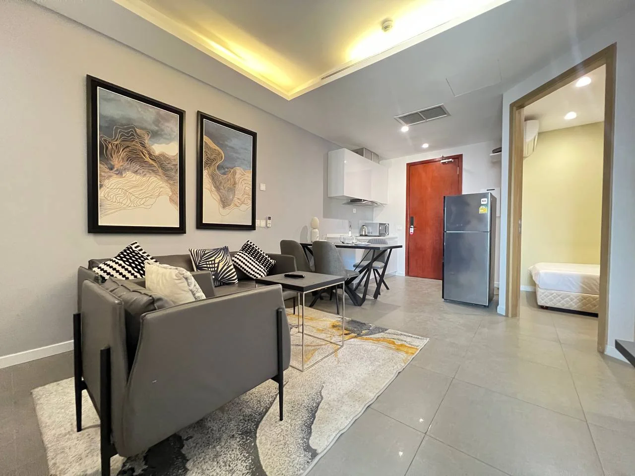 The Penthouse Residence 2510ss