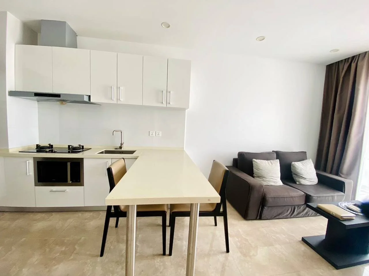 Casa By Meridian A28-06