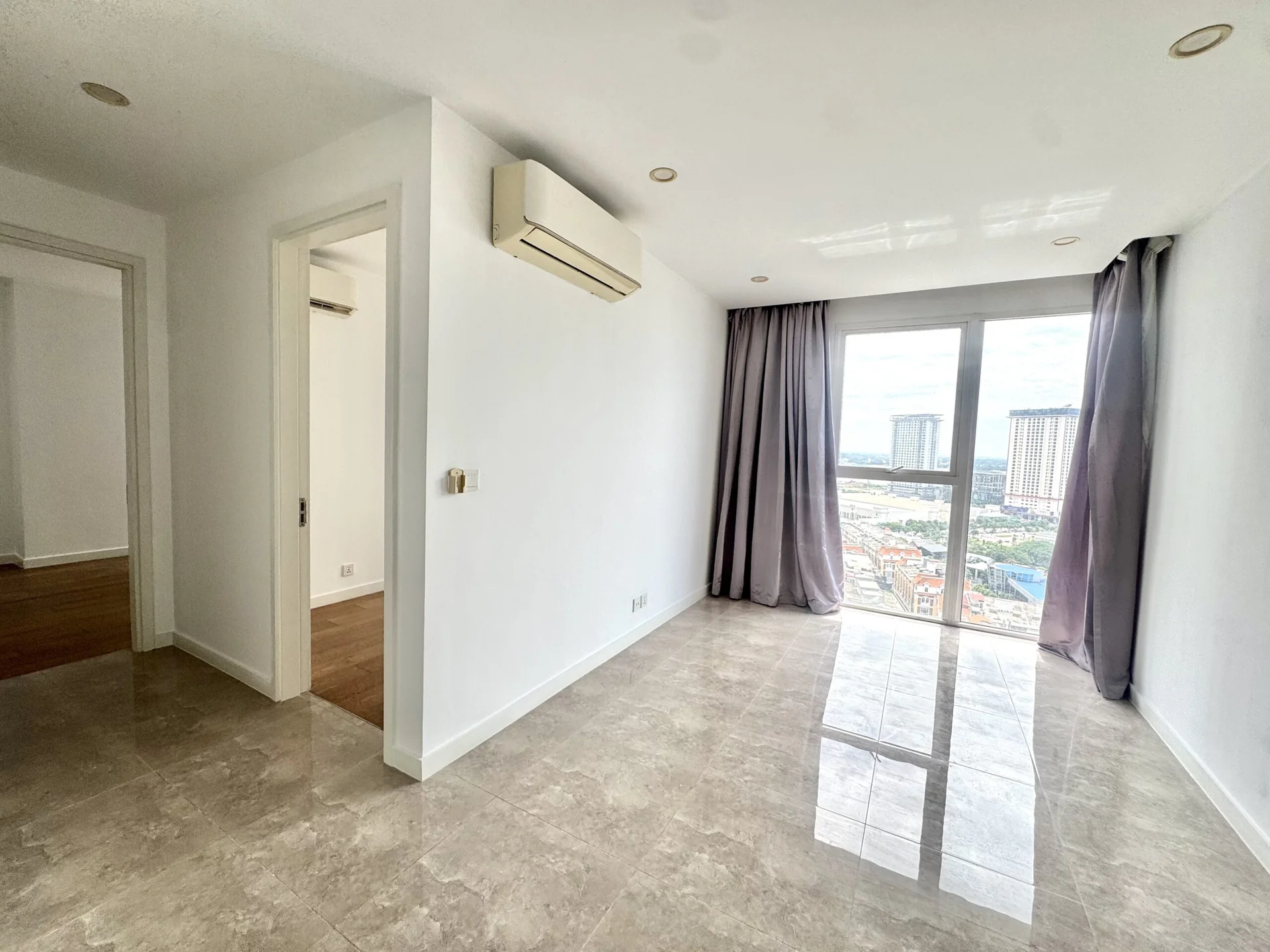 Casa By Meridian CBM-B19-09