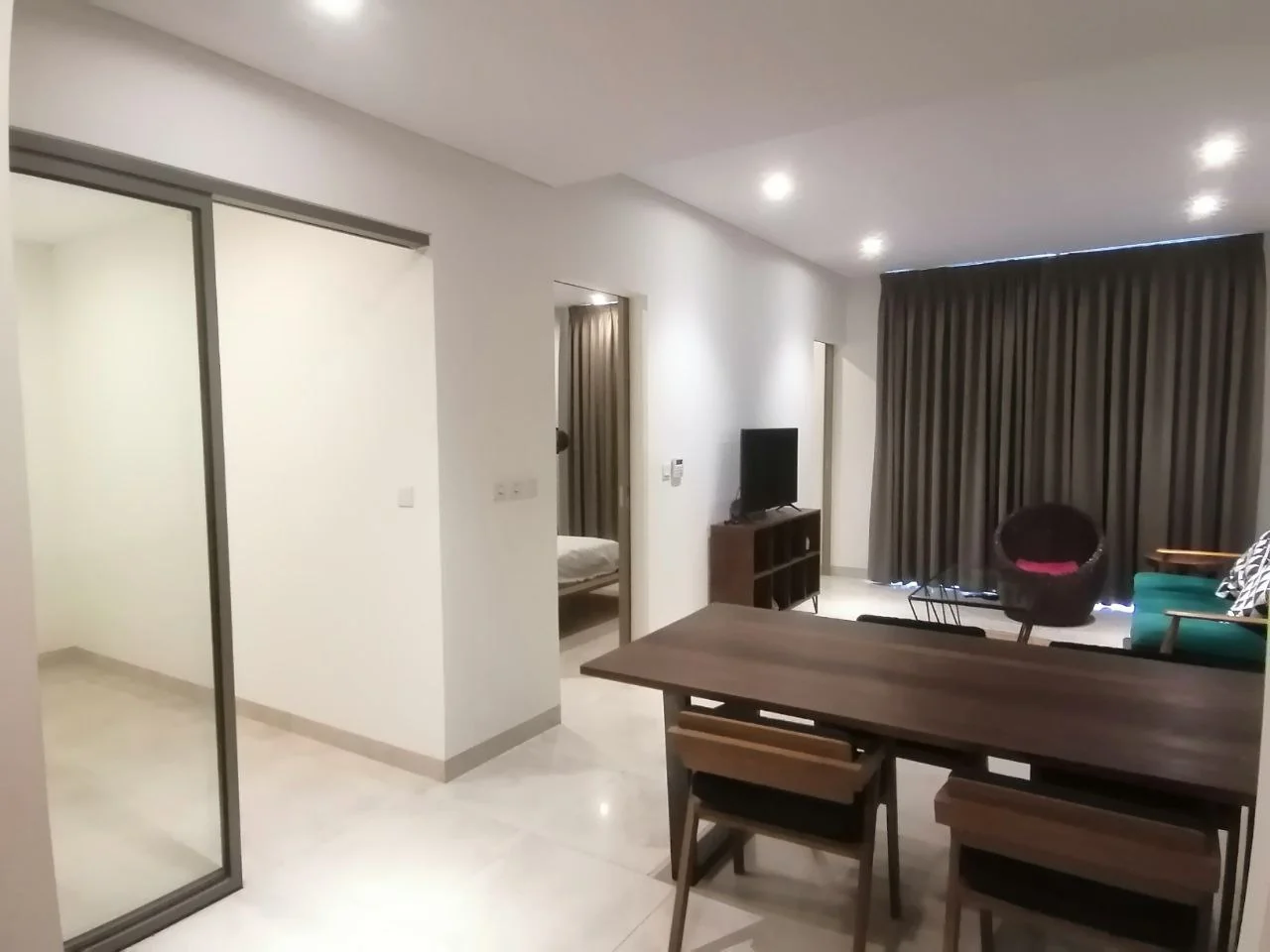 Embassy Residences ER1403