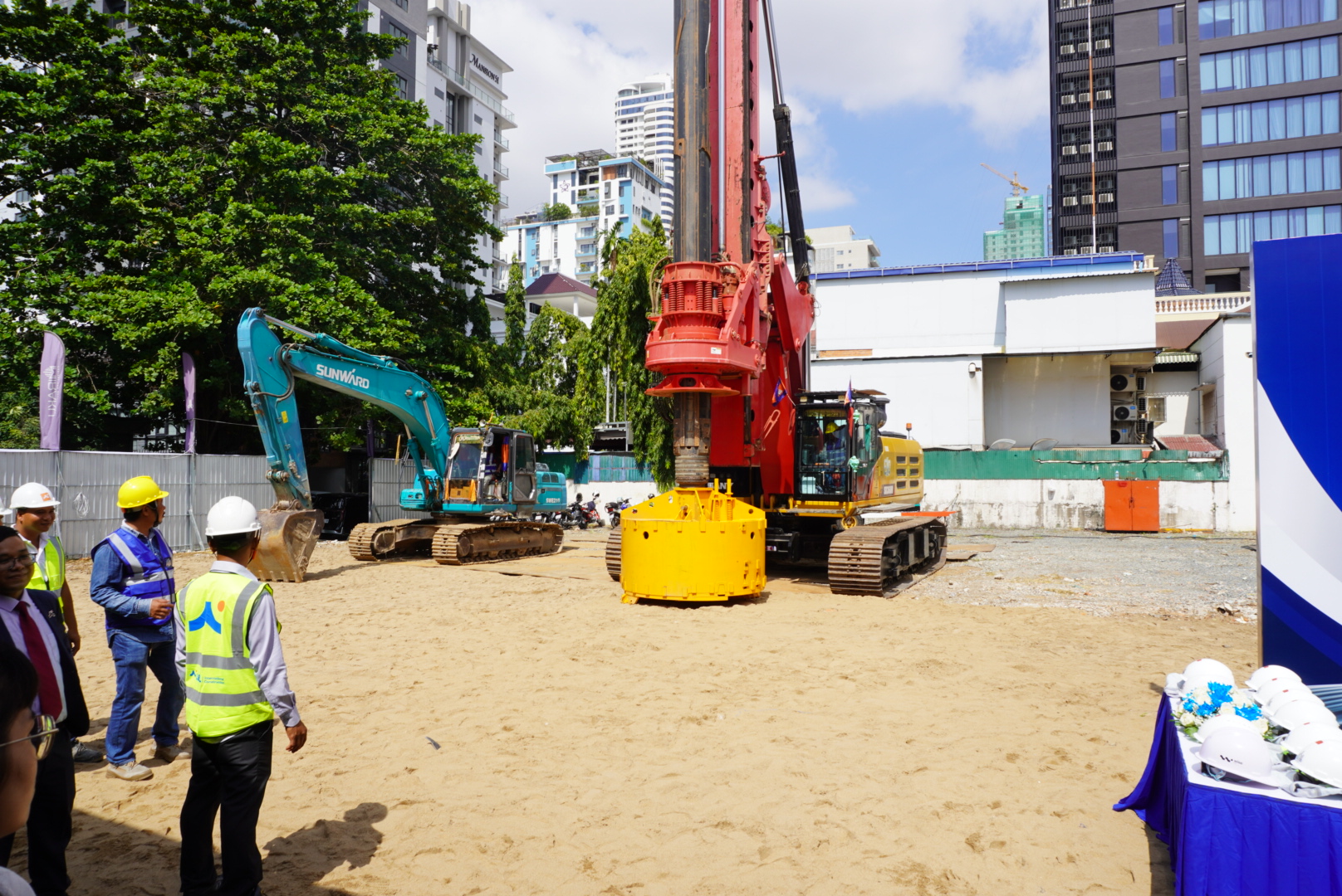Construction machinery at the G.A.T.O. Tower site